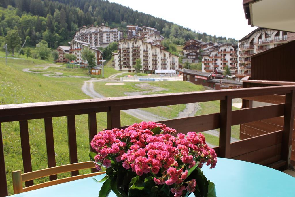 Residence Grand Bois Cles Blanches La Tania Luaran gambar