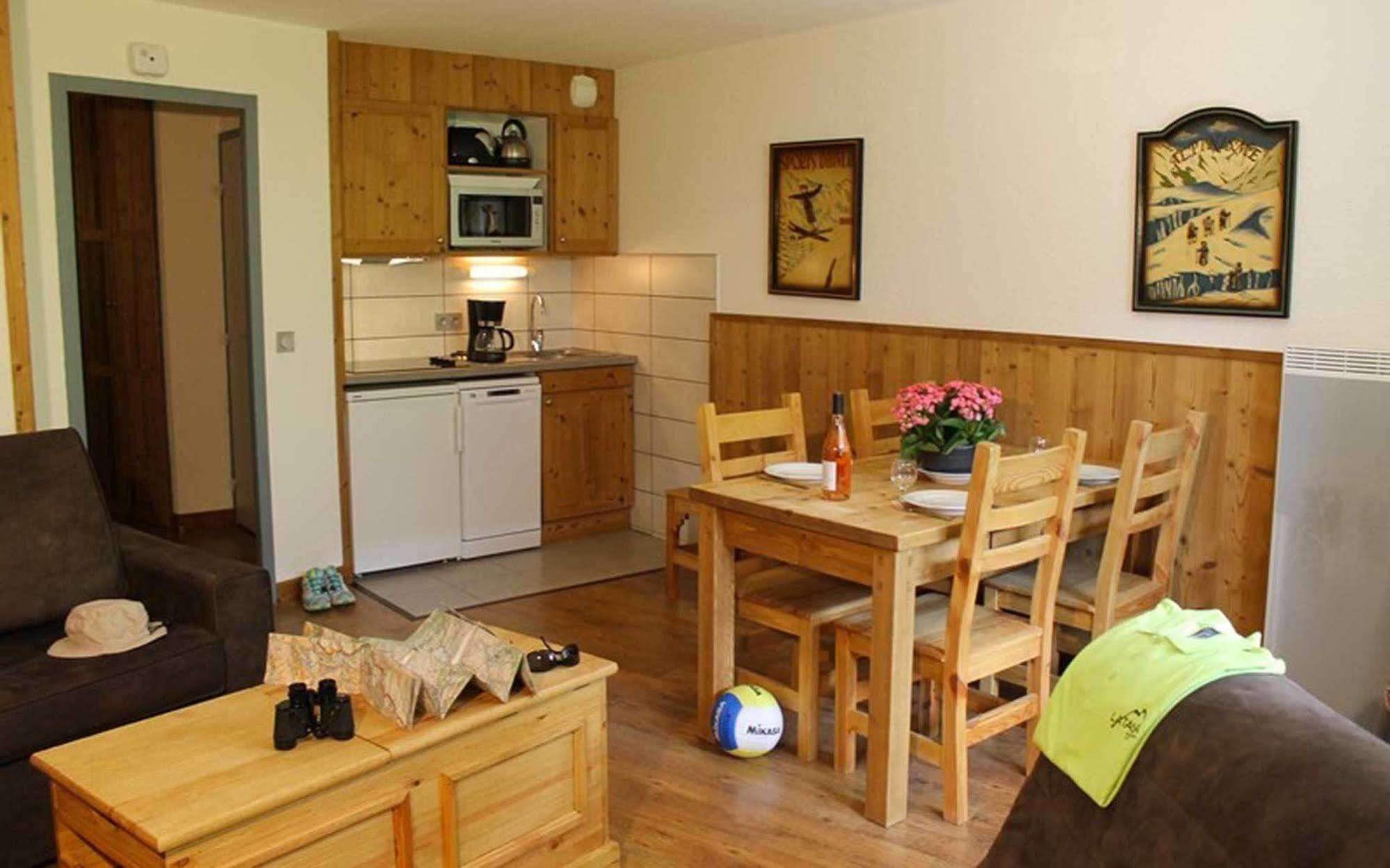 Residence Grand Bois Cles Blanches La Tania Luaran gambar